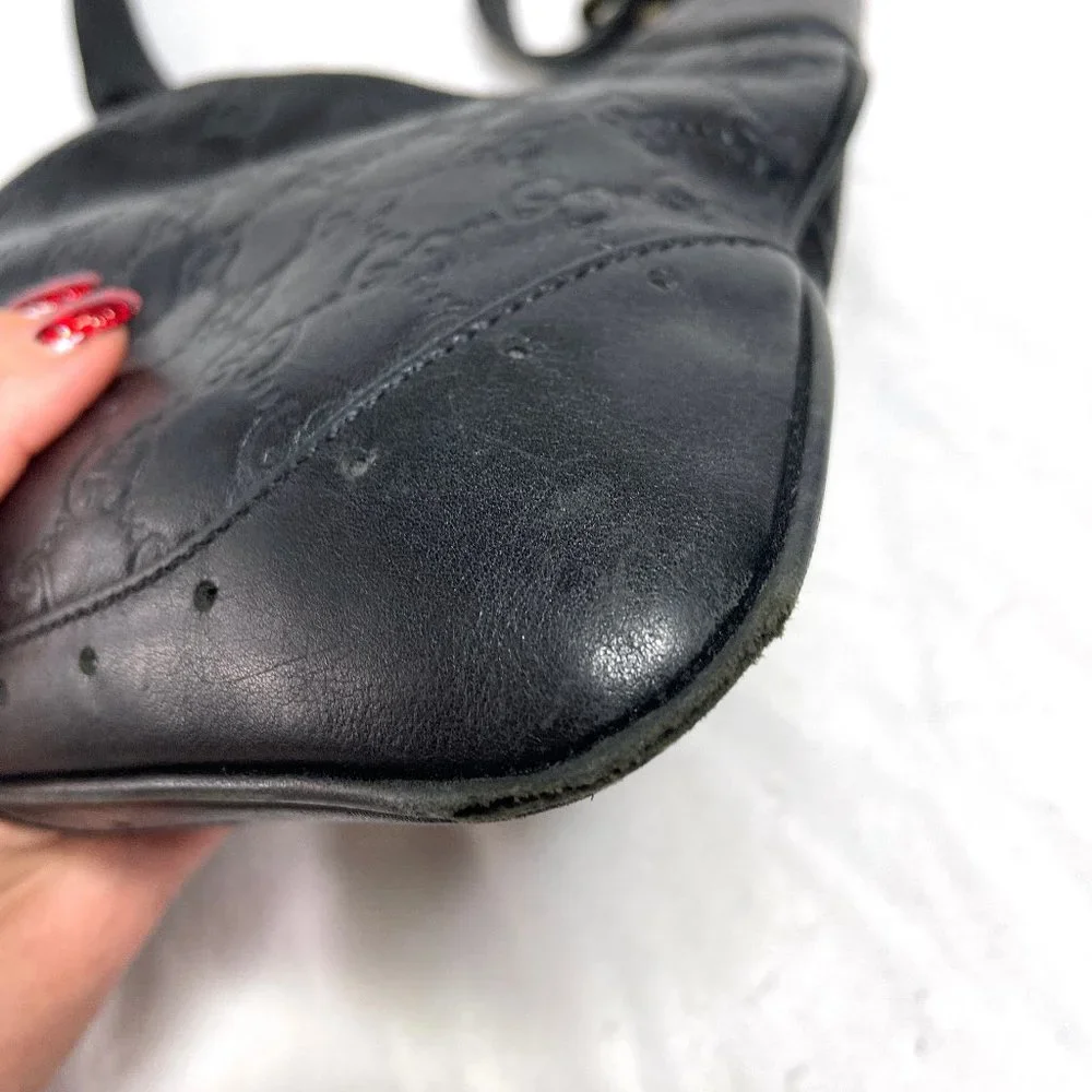 Auc GUCCI Guccissima Leather Punch Hobo Black